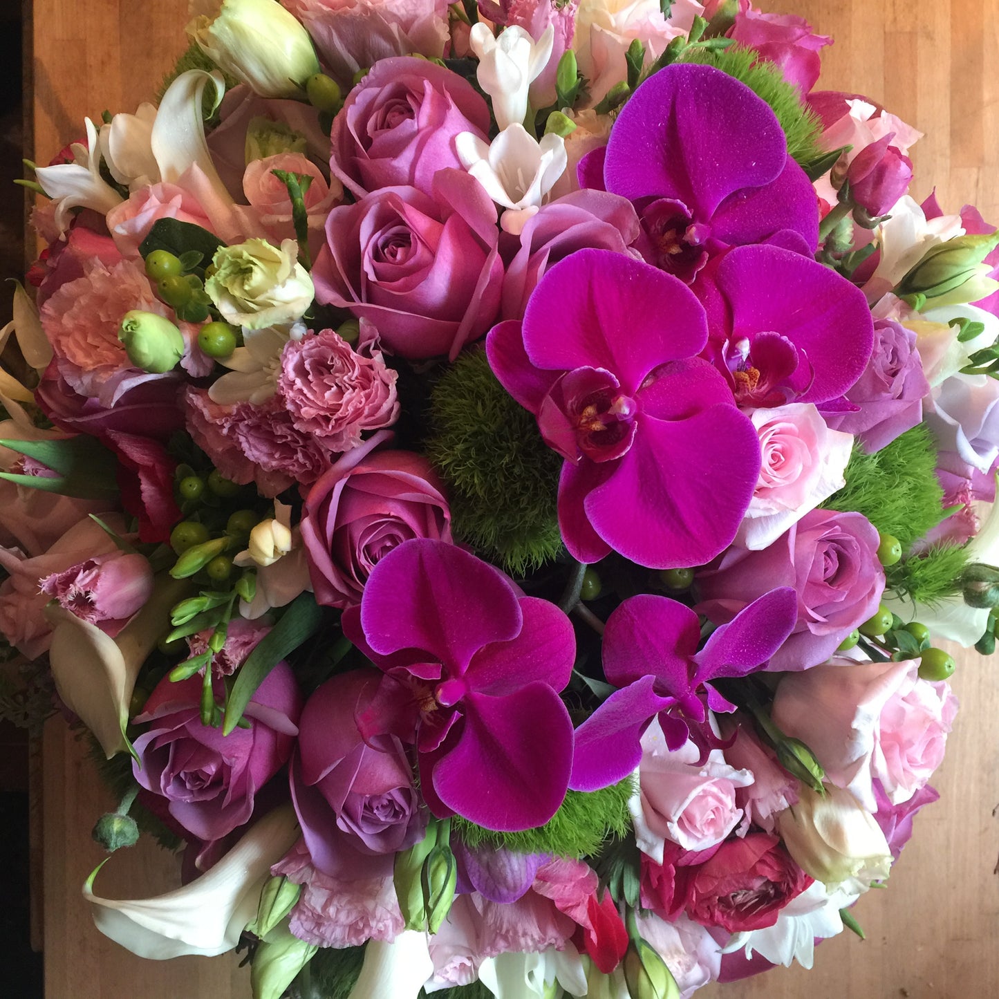 Why real men do buy women flowers