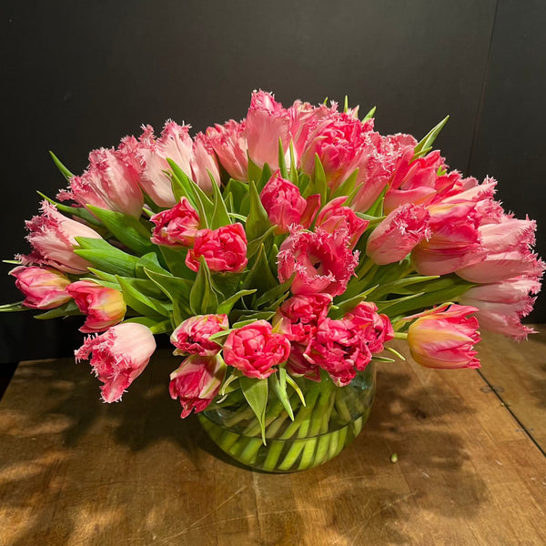 Alaric Flowers - 100 Dutch Tulips - same day flower delivery and gift crate basket delivery Manhattan Midtown NYC New York 10019 10022 10023 